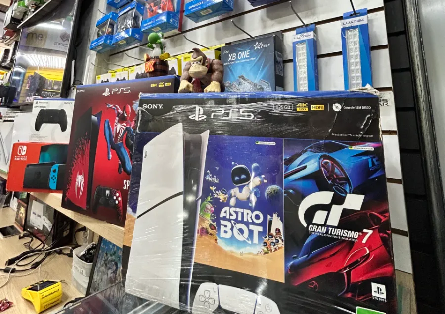 Games e consoles na loja